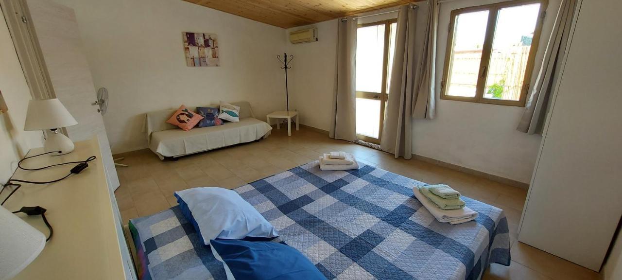 Casa Da Gino Lägenhet Calasetta Exteriör bild